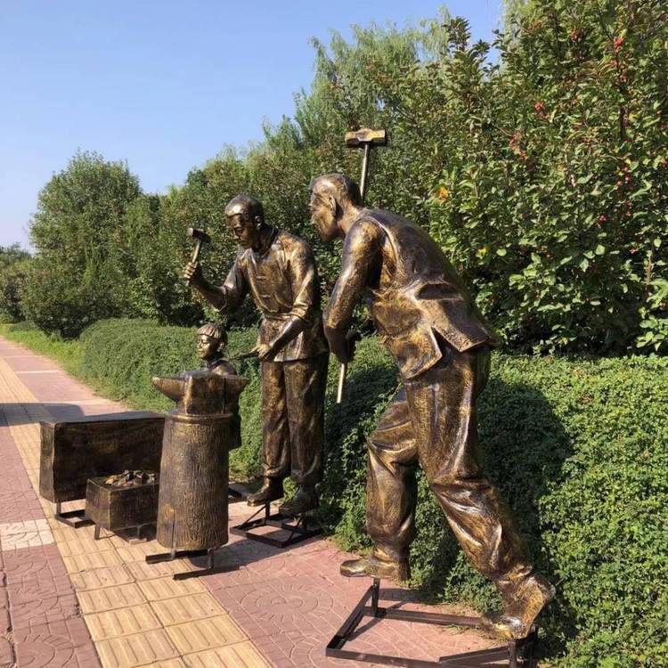 铜雕人物在艺术市场上的价值受哪些因素影响