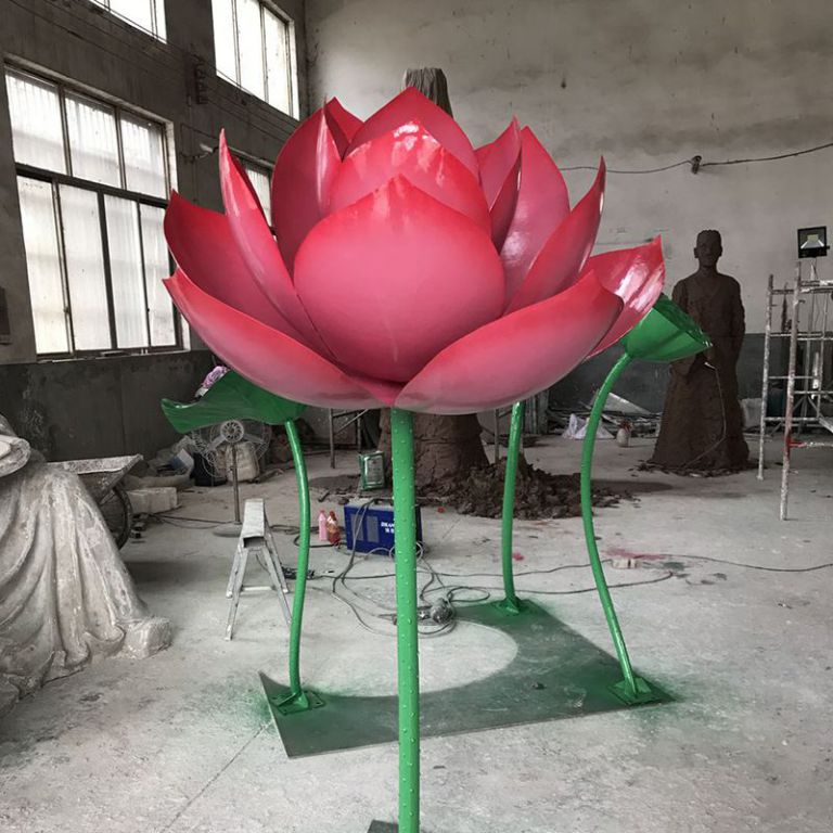 荷花雕塑的维护保养需要注意哪些方面
