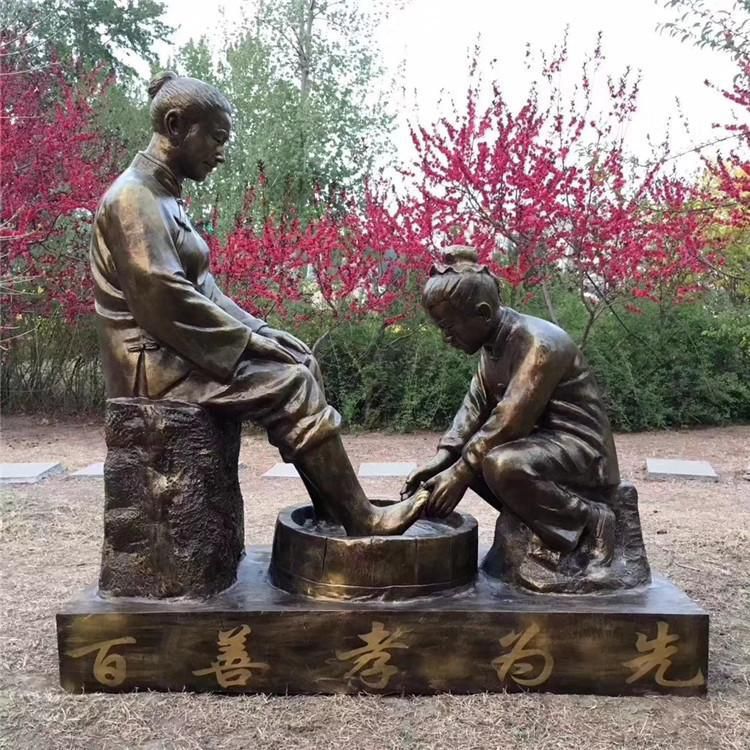 铜雕人物雕塑与周边环境的空间关系如何影响观赏体验