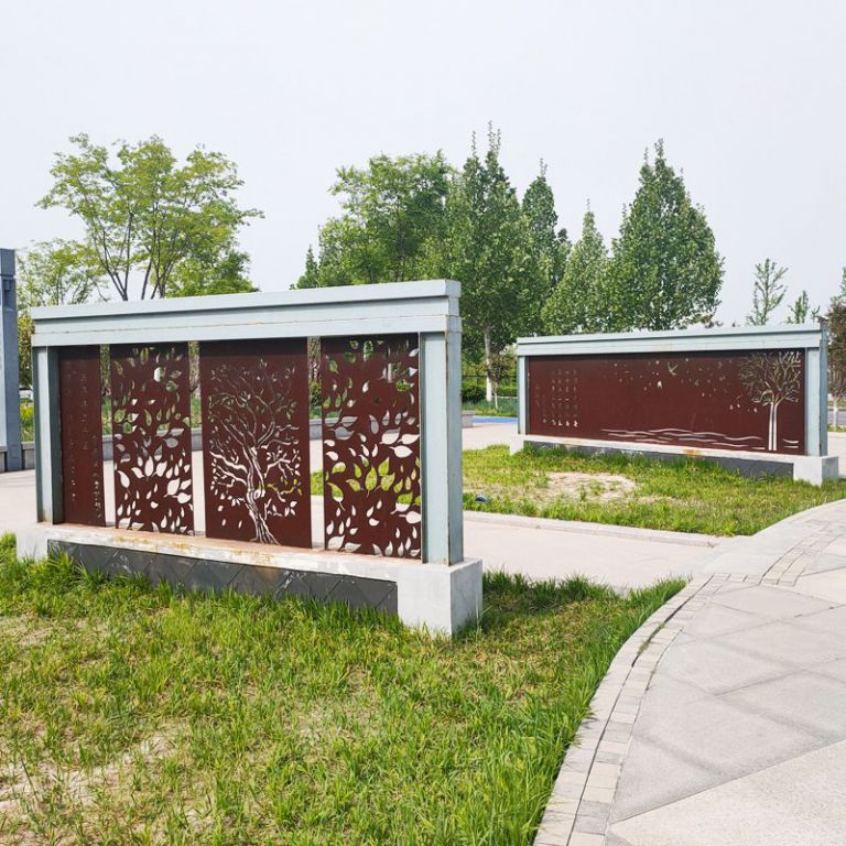 不锈钢景墙雕塑的使用寿命受哪些因素影响