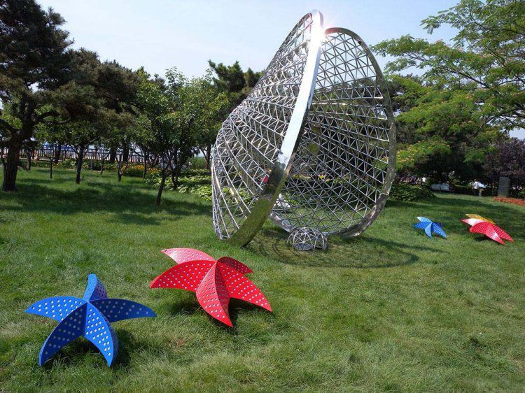 贝壳雕塑设计如何平衡艺术性与功能性