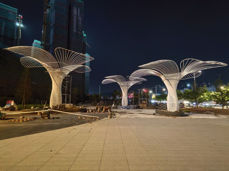 镂空树雕塑的定制流程是怎样的