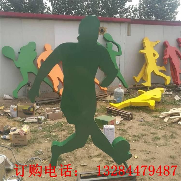 不锈钢剪影踢足球人物雕塑