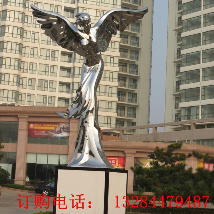 不锈钢镜面天使雕塑