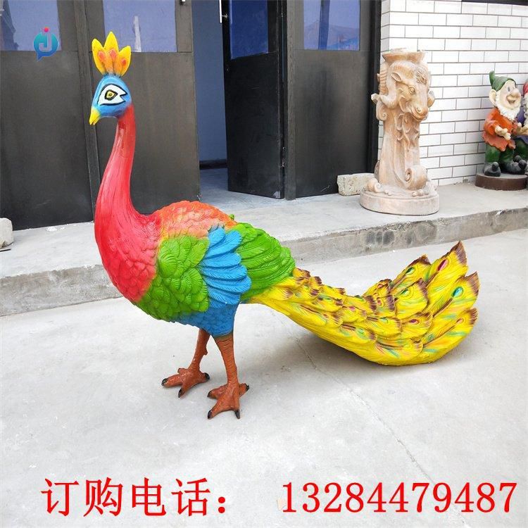 不锈钢彩绘孔雀雕塑
