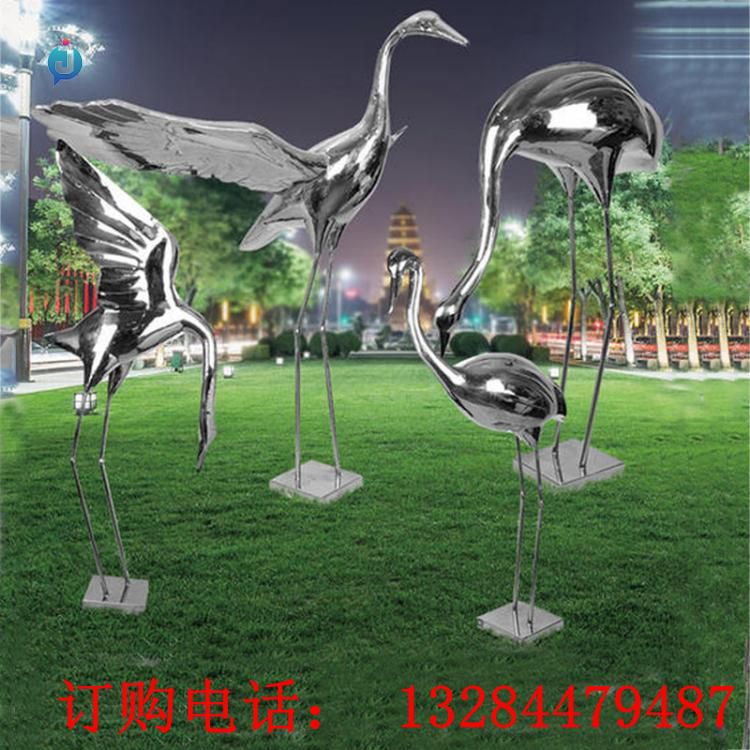 不锈钢镜面仙鹤水景雕塑