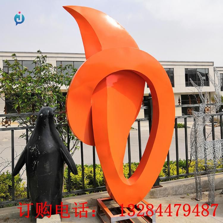 不锈钢异型企鹅雕塑