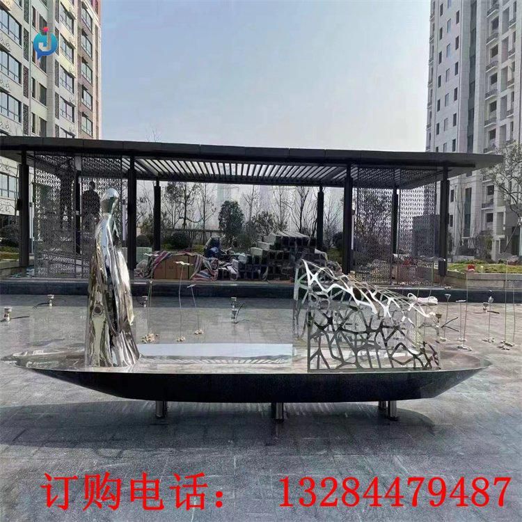 不锈钢抽象船雕塑