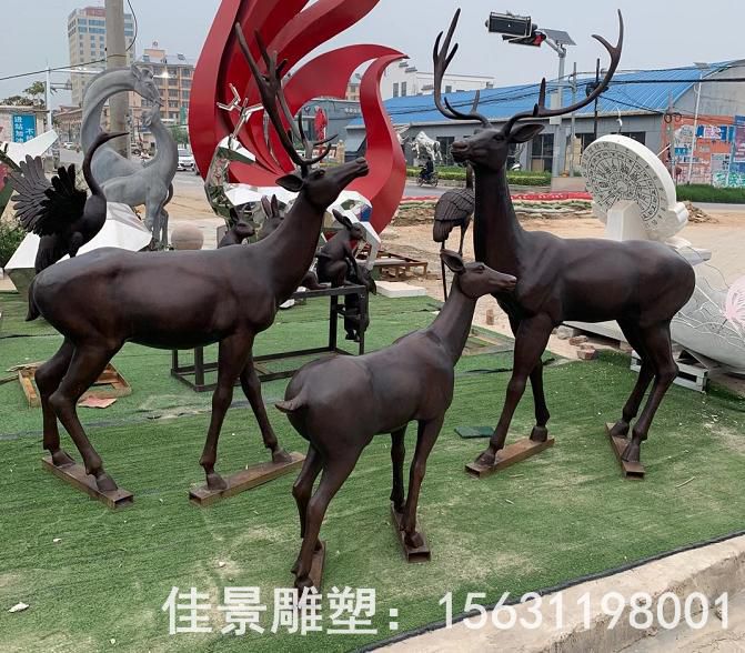 梅花鹿城市景观铜雕