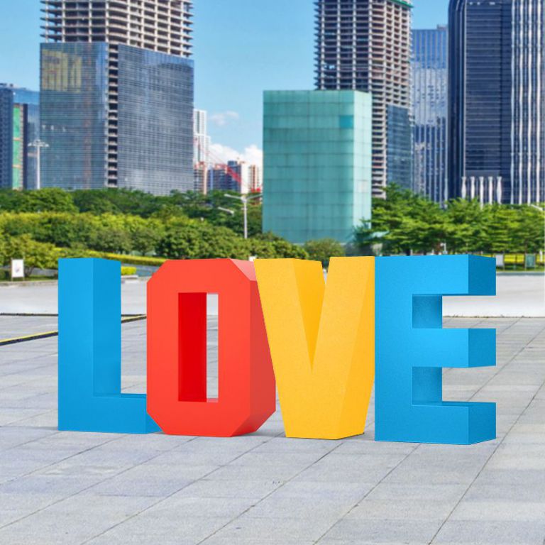 不锈钢love抽象景观雕塑