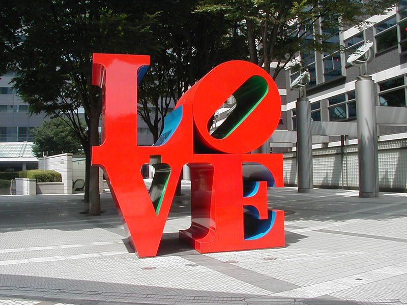不锈钢love文字景观雕塑
