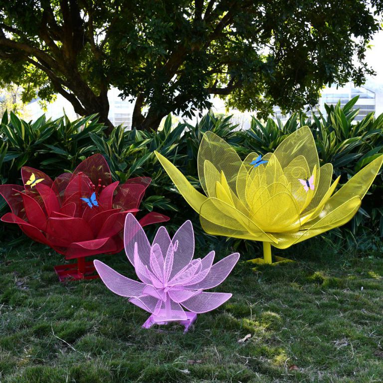 不锈钢抽象花朵标志雕塑