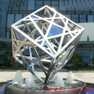 广场镂空不锈钢魔方雕塑