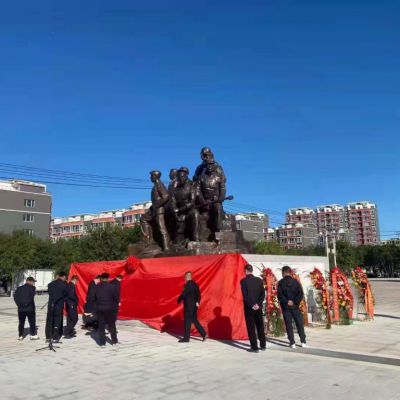 辽东第一党支部铸铜人物群雕汉白玉浮雕底座
