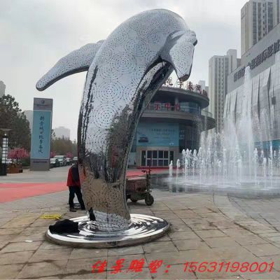 大型不锈钢镜面鲸鱼雕塑