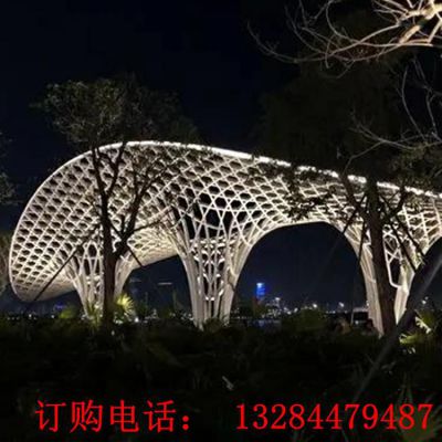 大型不锈钢镂空发光廊架雕塑