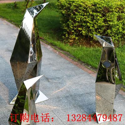 镜面不锈钢企鹅切面雕塑