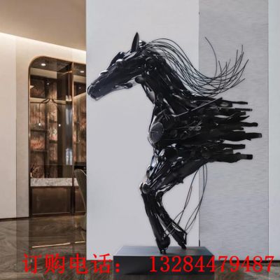 不锈钢半身马抽象造型雕塑