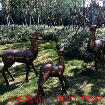 梅花鹿造型铜雕