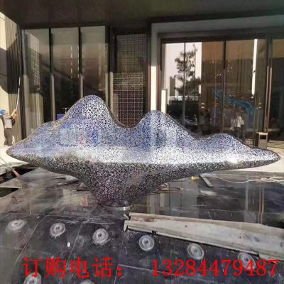 不锈钢抽象镂空水景假山雕塑