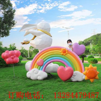 不锈钢兔子彩虹组合雕塑