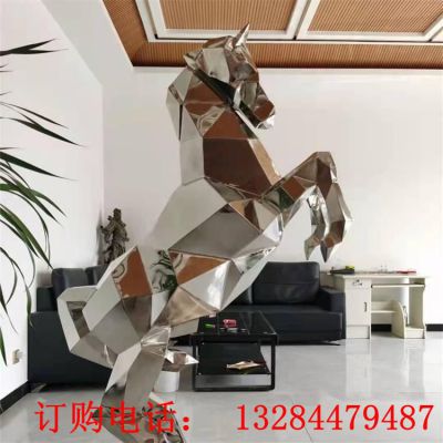 不锈钢几何镜面切片马雕塑
