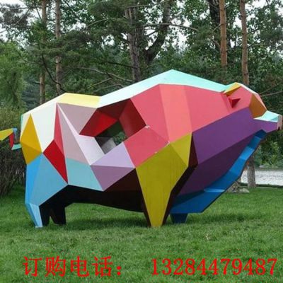 不锈钢几何切面猪雕塑