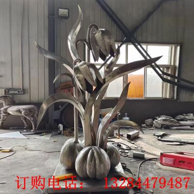 不锈钢抽象荷花雕塑
