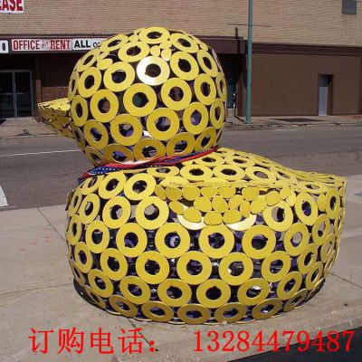 不锈钢鸭子镂空雕塑