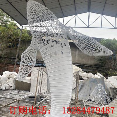 不锈钢镂空鲸鱼雕塑