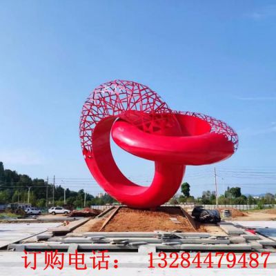 不锈钢红色镂空双圆环雕塑