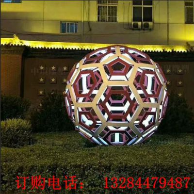 不锈钢发光足球镂空雕塑