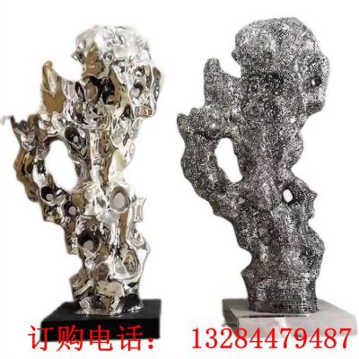 不锈钢镜面太湖石雕塑