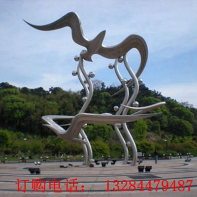 不锈钢抽象飞鸽雕塑