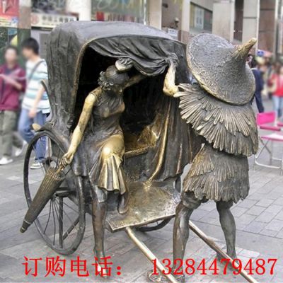 女人下车铸铜雕塑