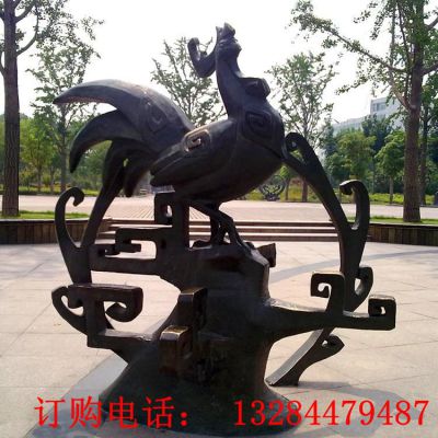 十二生肖鸡铸铜雕塑