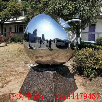 不锈钢镜面苹果雕塑