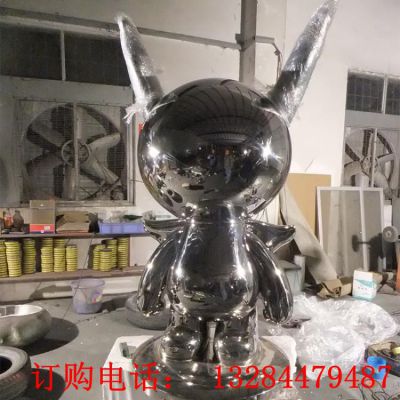 不锈钢镜面卡通公仔雕塑