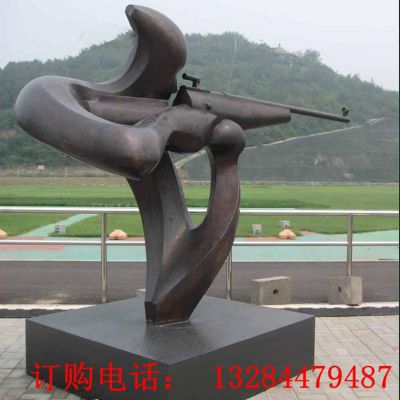 铸铜人物抽象打枪雕塑