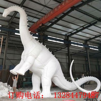 不锈钢恐龙雕塑