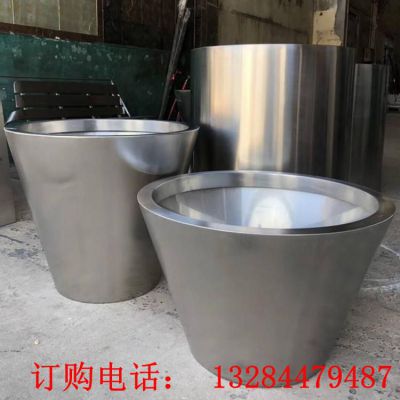 不锈钢镜面创意花盆雕塑