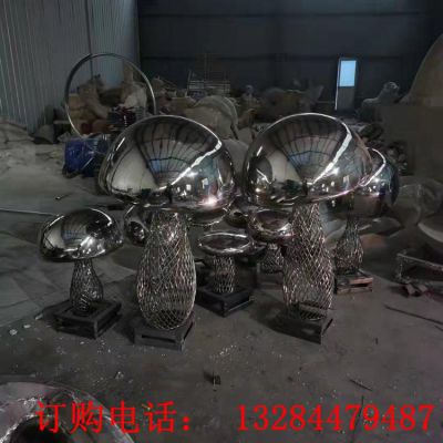 不锈钢镜面蘑菇雕塑