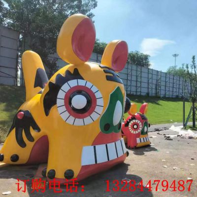 不锈钢彩绘布老虎雕塑