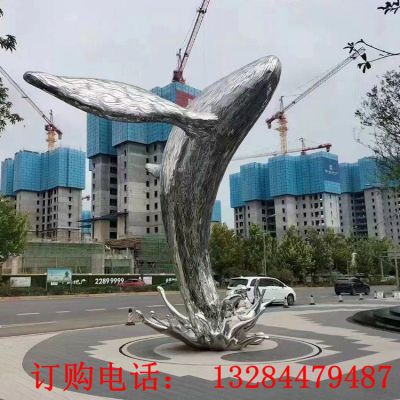 不锈钢镜面鲸鱼雕塑