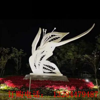 不锈钢花蕊雕塑