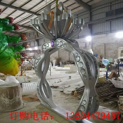 不锈钢钻石戒指雕塑