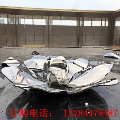 不锈钢镜面莲花雕塑
