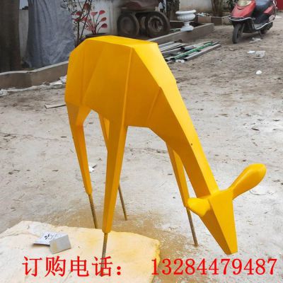 不锈钢几何鹿雕塑