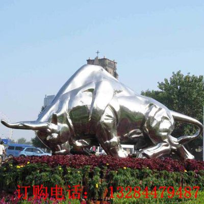 不锈钢镜面牛雕塑