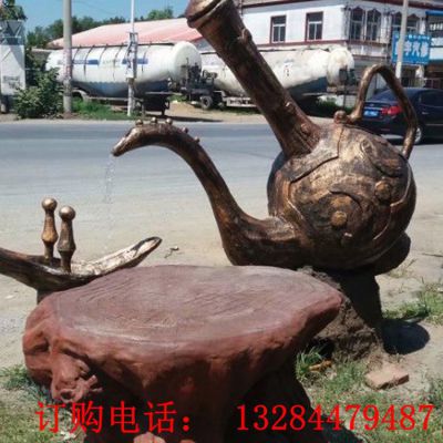 铸铜酒壶雕塑